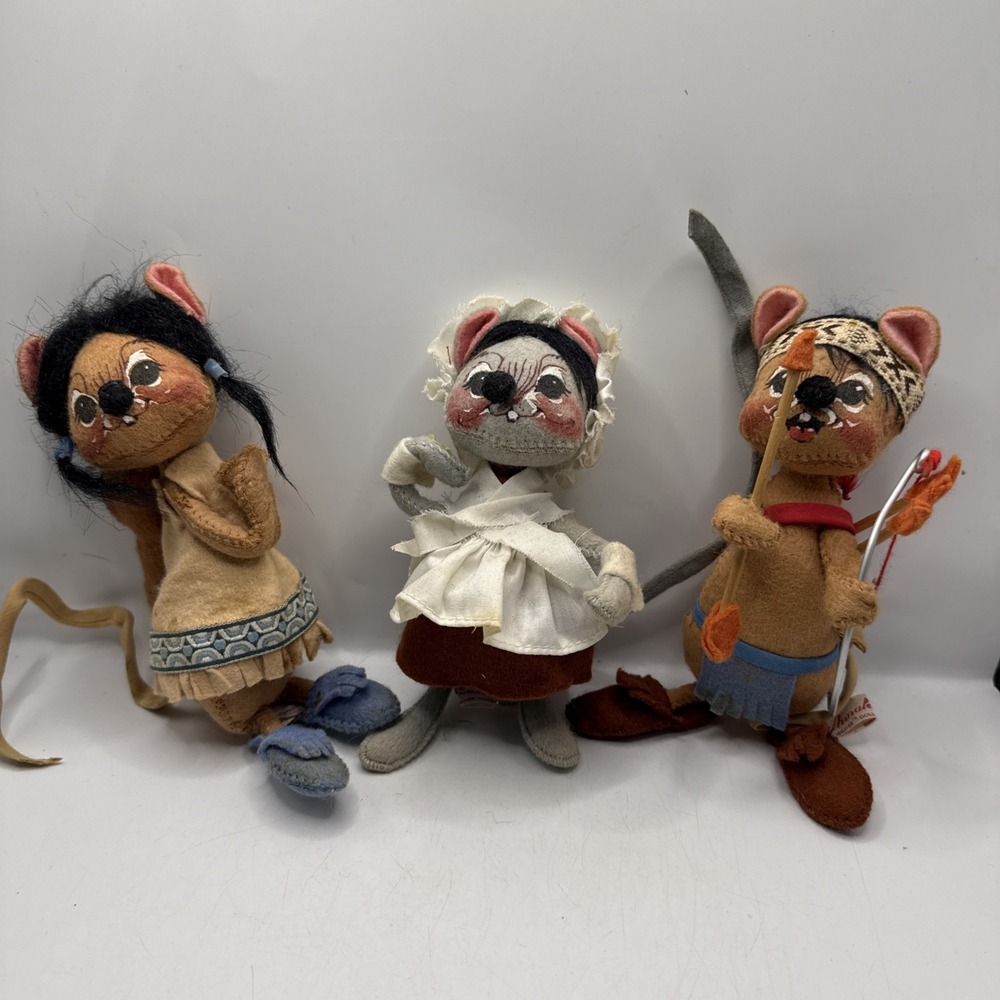 Lot Of 3 Vintage Annalee Dolls Thanksgiving Lot Native Indian Pilgrim Mouse